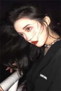 弟弟放炮炸化粪池，闯祸后叫我赔