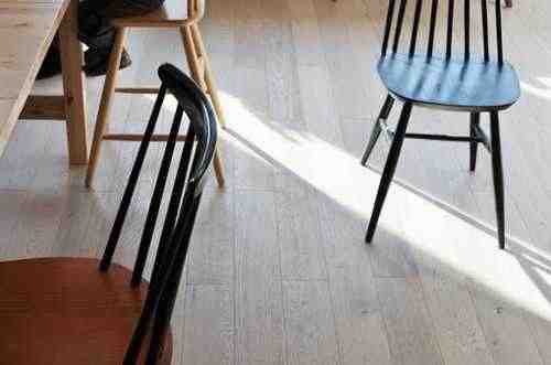 读起来让人有点难过的伤感系爱情说说 下次你路过人间已无我2