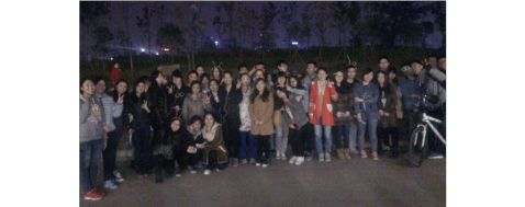 荧光夜跑活动总结12级保险一二班岳麓英才队