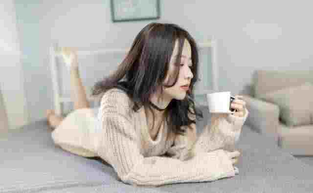 看完湿得最厉害的句子 让女生下面湿的句子