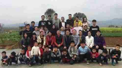 2017年清明祭祖，我太王永怀后辈部分曾孙、玄孙辈合影