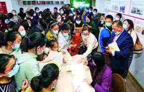 “美的感知”著名作家丁立梅阅读分享会走进如皋