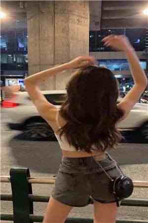 小说全集免费阅读《亲爱的女配》仲溪午华浅 第1张 小说全集免费阅读《亲爱的女配》仲溪午华浅 第1张