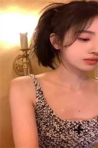 第一女相师 月初