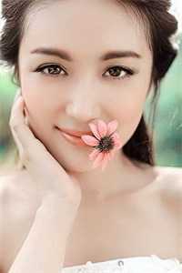 活成前任白月光后,她桃花朵朵开小说