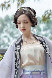 蚀骨沉沦精品