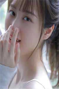 她一下子有些着急