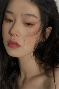 病娇反派是醋精大小姐她貌美如花
