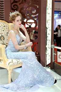 闪婚后,太太她资产过亿