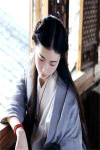 畅销巨著抄家后,我带侯府发家致富