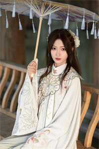 漂亮小花太娇美,极品太子爷被撩疯