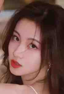 身怀气运之子后,贵妃将我打流产了