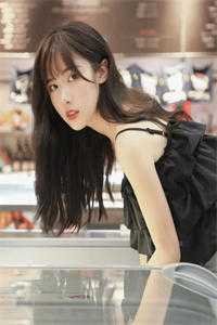 男友带小三参加我的回国宴后，我扭头嫁给别人