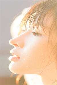 清冷娘子为男仆洗脚