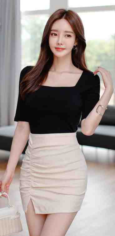 娶了女总裁，闺女十八岁