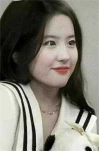 坠入地府后，女帝哭着求我回来