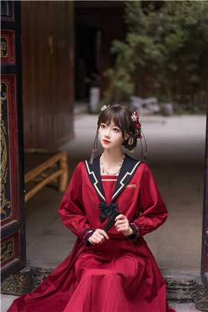 被抄家后，小锦鲤她多金多福