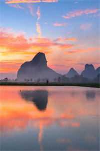 情深似海难回首