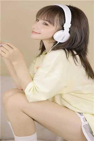 于春色暮晚相拥
