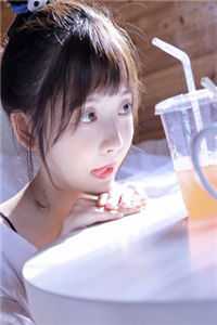 重生后手撕为校草过生日的女友