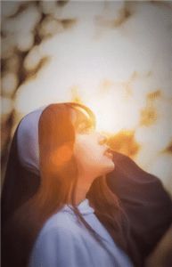 我和女儿都死后，妻子悔疯了