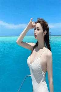 疏雨梧桐浅月朦胧
