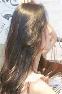 在人声鼎沸中,将隐晦爱意说尽