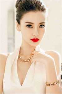 妹妹被欺负后，我带着一等功勋章闯烈士陵园