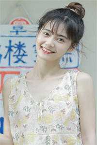 被恶蠢男友当成肥羊勒索后，黑道千金杀疯了