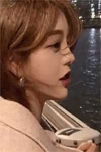 葬礼上的谎言